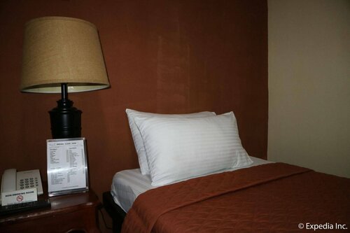 Spring Plaza Hotel, Забронировать Отель Отели Bukal с парковкой, Парковка