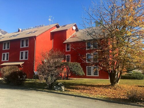 La Clé Des Champs, Book Hotel Hoteller i Rhône-Alps med parkering, Parkering