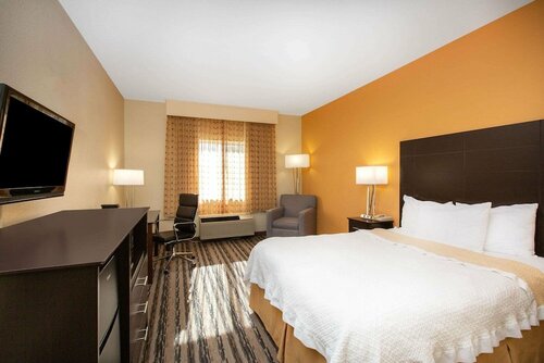La Quinta Inn by Wyndham Lincoln, Reserva ahora Posada u hostería Hoteles en Lincoln con piscina, Piscina
