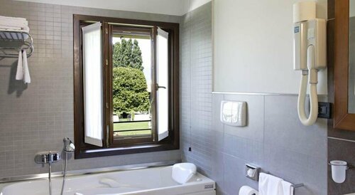 Hotel Fossa Mala, Забронировать Отель Фьюме-Венето Венеция-Джулия