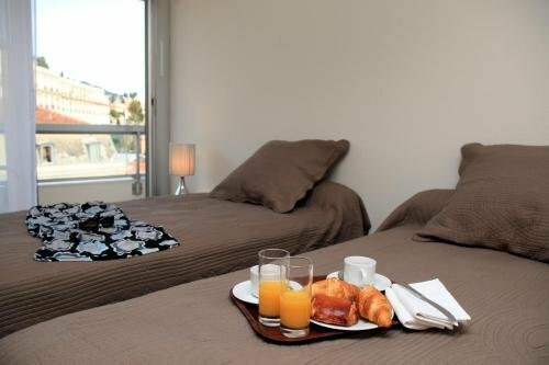 Residence Chateauneuf, Book Hotel Menton Great Alpine Road