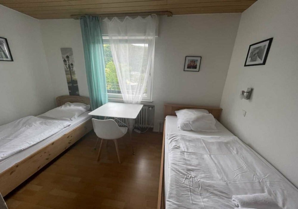 Green Seeblick Hotel & Hostel