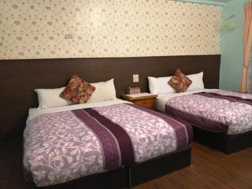Zhiben hotspring Heping Guesthouse