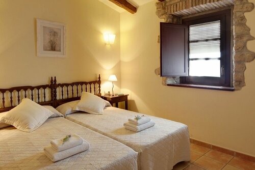 Hostal Rural Can Xicu, Book Hotel Hoteller i Girona med parkering, Parkering