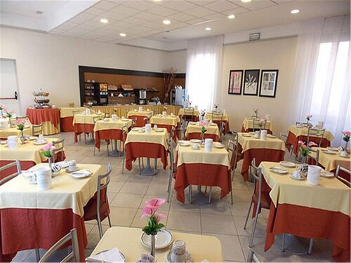 Hotel David, Забронировать Отель Сесто-Календе Provincia di Varese