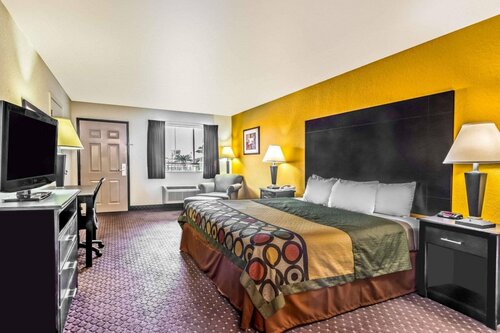 Hill Country Inn & Suites - New Braunfels Gruene, Buchen Sie Hotel New Braunfels Greater San Antonio