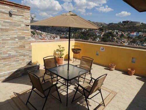 La Lotería Panoramic House & Rooftop by Lunian, Book Hotel Hoteller i El Bajio med pool, Swimmingpool