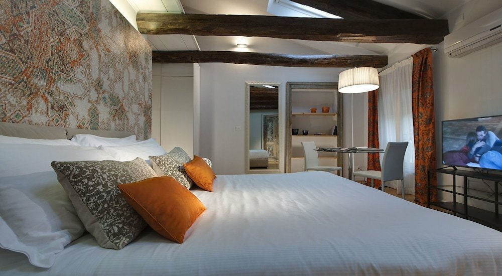 Corso Vittorio Central Duplex
