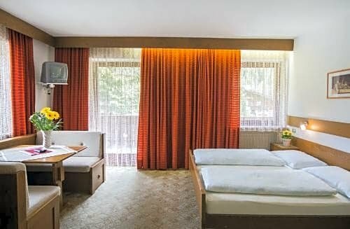 Berghotel Kason, Забронировать Отель Предои Валле-Аурина