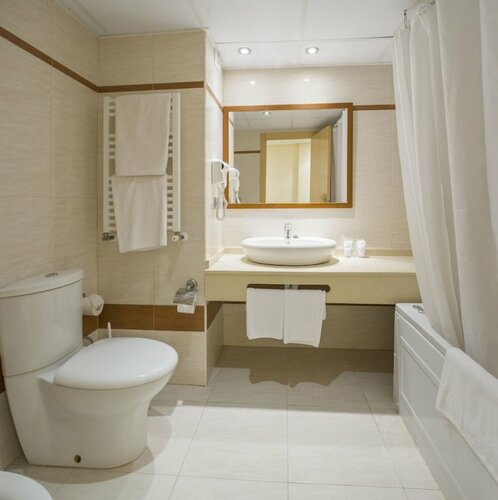 Hotel Vibra S´Estanyol, Varaa Hotelli Ibiza hotellit, joissa on uima-allas, Uima-allas