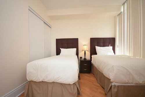 Napa Furnished Suites Square One, Réserver Hôtel Mississauga 