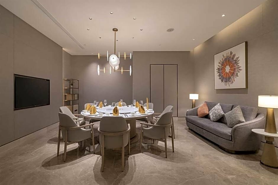 DoubleTree By Hilton Shenzhen Nanshan Hotel & Residences