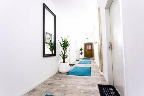 Huxx Rooms, Забронировать Отель Отели Митте с парковкой, Парковка