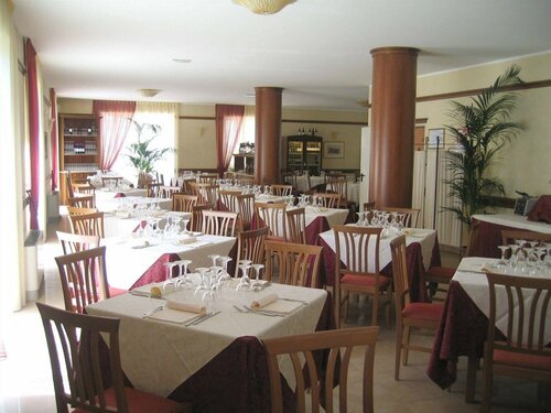 Hotel Valentino, Đặt Khách sạn Acqui Terme Monferrato