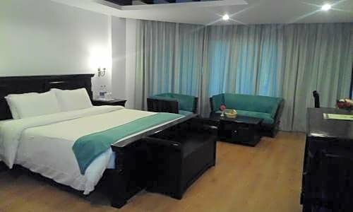 ManuAllaya Resortspa