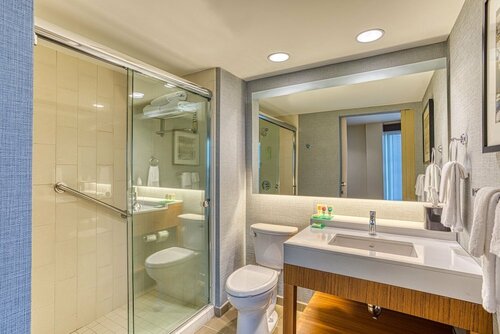 Hyatt Place Greensboro, Забронировать Отель Гринсборо Северная Каролина, рядом с Культурный центр Гринсборо