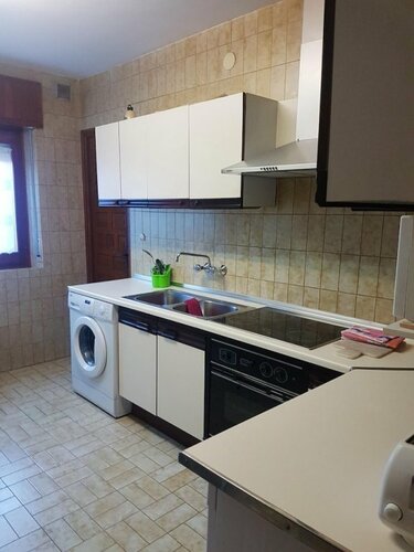 Spacious house in Abejar, Забронировать Отель Отели Абехар с парковкой, Парковка