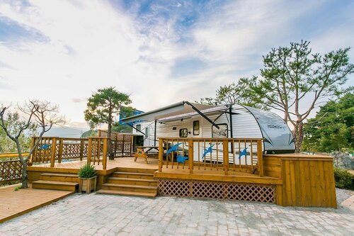 Gangneung Wow Park Caravan, Prenota Affittacamere Gangneung 