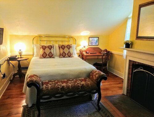 Historic Wilson-Guy House, Réserver Chambre d'hôtes Niagara Wine Region Ontario