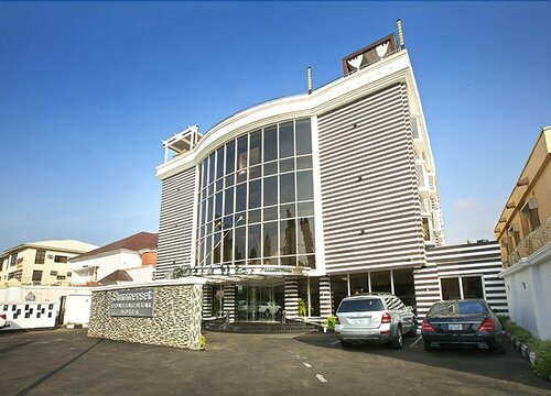 Summerset Continental Hotel Maitama by T E L E Hospitality, Забронировать Отель Отели Абуджа 5 звезд, 5*