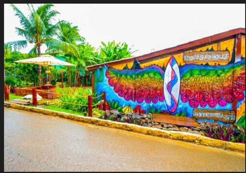 Boldro Surf House - Noronha, Забронировать Отель Отели Фернанду-ди-Норонья с парковкой, Парковка