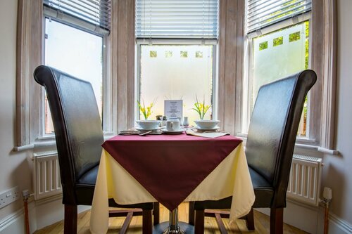 Caythorpe House, Забронировать Отель Отели Дорсет 3 звезды, 3*