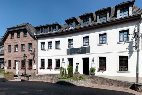 Hotel Restaurant Haus Vorst, Забронировать Отель Тенисфорст Lower Rhine