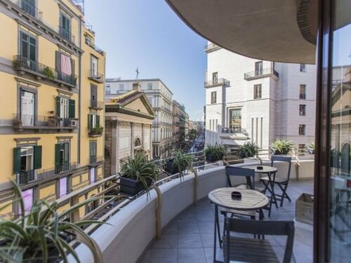 My Loft in Naples, Забронировать Отель Пьяцца-дель-Плебишито Неаполь, рядом с Площадь Пьяцца-Беллини