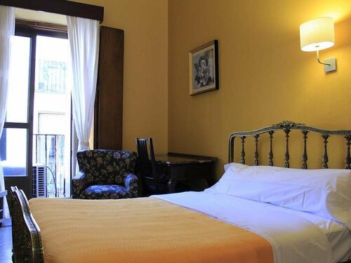 Hostal Lisboa, Забронировать Хостел Хостелы Мадрида, Хостел