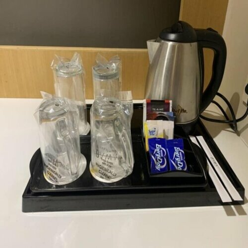 Hotel Bawa Continental Juhu Beach, Забронировать Отель Джуу Мумбай