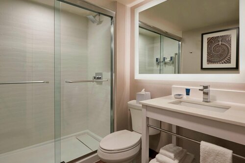 Four Points by Sheraton Toronto Airport East, Réserver Hôtel  