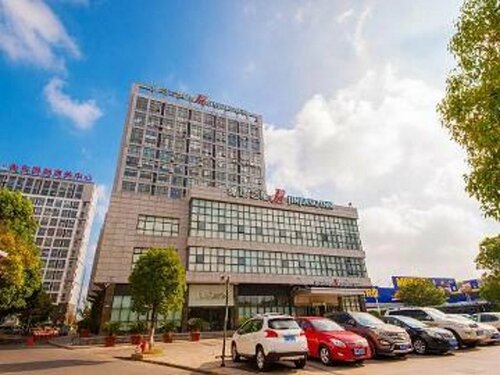 Jinjiang Inn Nantong Maidelong Branch, Rezerwuj Hotel Hotele w Nantong z Parkingiem, Parking
