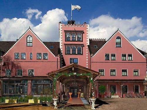 The Lakeside - Burghotel zu Strausberg, Забронировать Отель Штраусберг Бранденбург