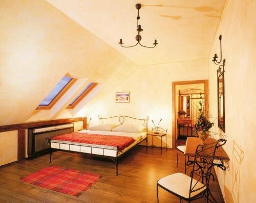Hotel Via Ironia, Prenota Hotel Vysoke Myto Regione di Pardubice