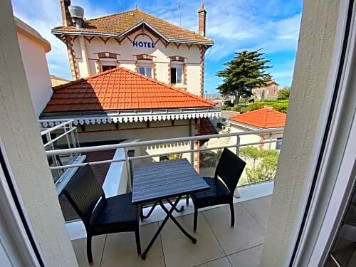 Hôtel de charme & SPA Le Grand Large, Забронировать Курортный отель Отели в центре Ла-Бернери-ан-Рец с завтраком, отели в центре Ла-Бернери-ан-Рец с завтраком