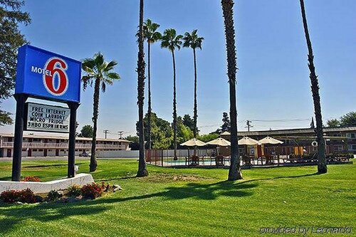 Motel 6-Visalia, CA, Забронировать Мотель Висейлия Калифорния