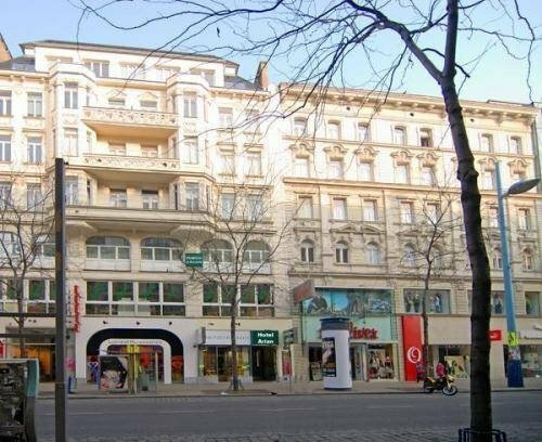 Hotel Schani Salon, Забронировать Отель 07. Нойбау Вена, рядом с Циглергассе