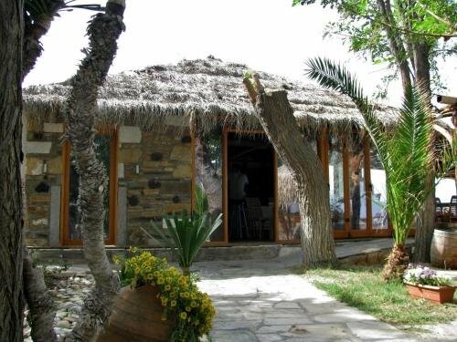 Lysistrata Bungalows