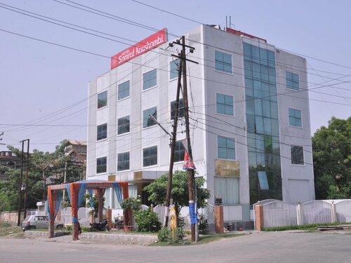 Hotel Samrat Kaushambi, Забронировать Отель Отели Газиабад с завтраком, Завтраки