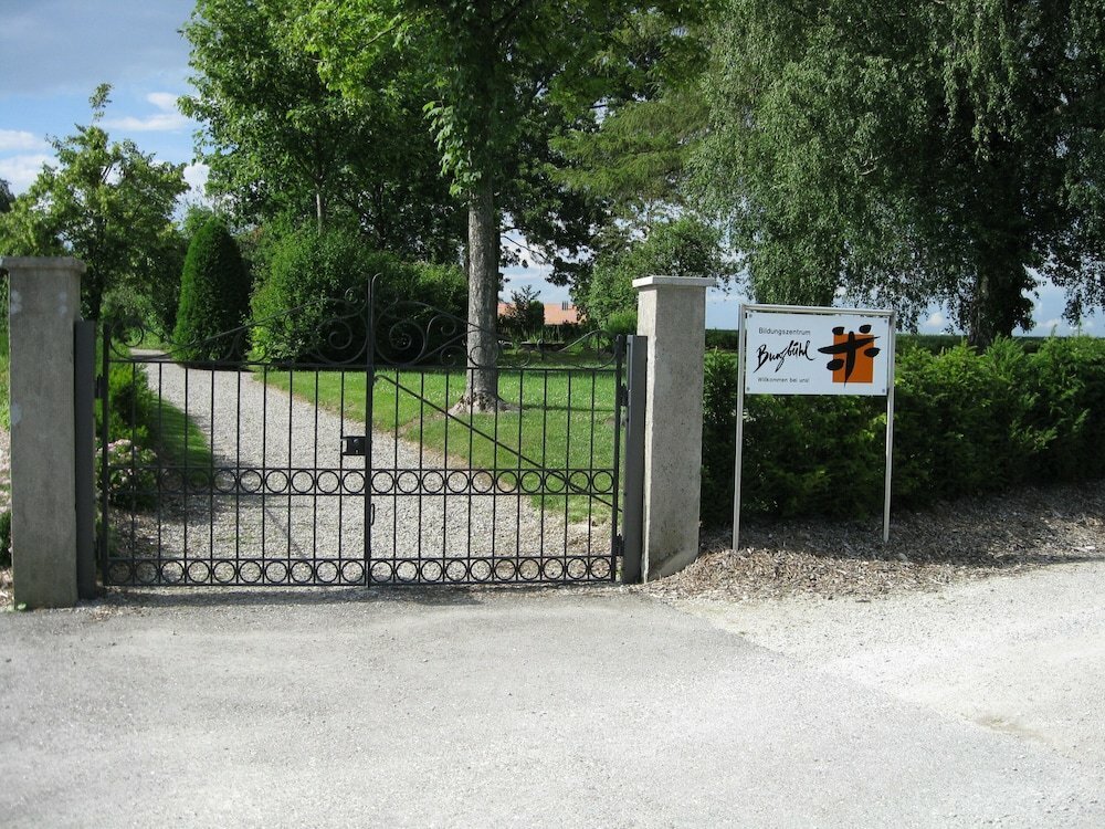 Bildungszentrum Burgbühl