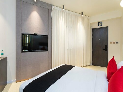 FabHotel Prime Oasis Blue, Забронировать Отель Отели Бхопала с парковкой, Парковка