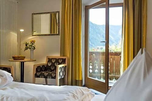 Dolomitenhotel Weisslahnbad, Забронировать Отель Отели Ega Valley с бассейном, Бассейн