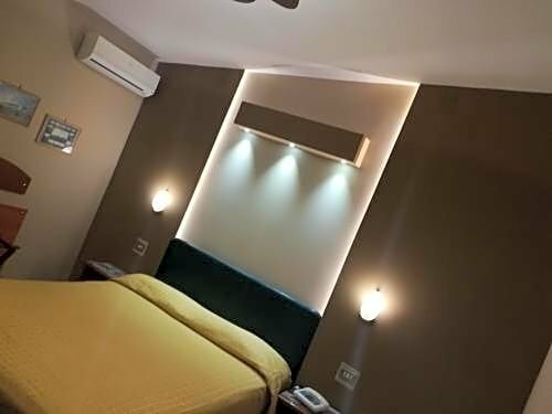 Hotel Lento, Забронировать Отель Отели Мелито-ди-Наполи с завтраком, Завтраки
