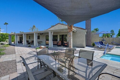 Mountain View Hideaway in Palm Springs by RedAwning, Забронировать Отель Отели Coachella Valley 4 звезды, 4*