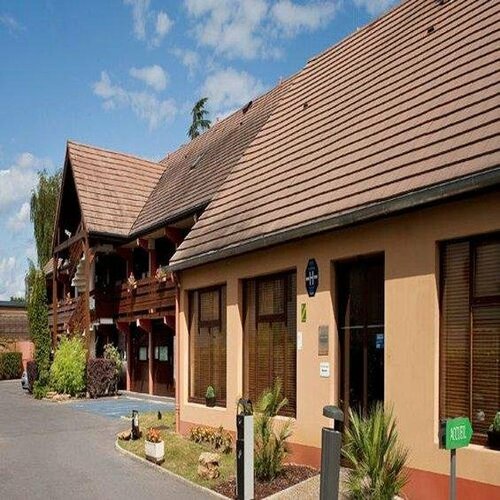 Campanile Melun Sénart, Забронировать Отель Вер-Сен-Дени Seine-et-Marne