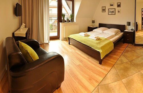 Willa Gardenia, Réserver Appartement Hôtels à Petite-Pologne avec parking, Parking