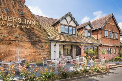 The Chequers Inn, Забронировать Отель Отели Хай-Уиком с парковкой, Парковка
