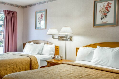 Hampton Inn & Suites South Lake Tahoe, Забронировать Отель Саут-Лейк-Тахо South Lake Tahoe Area