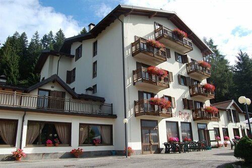 B&B Piagaro, Забронировать Отель Отели Долины Валь-Сугана с парковкой, Парковка