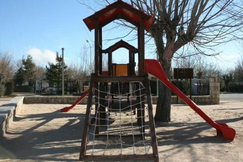 Camping Pico De La Miel, Reservar Parque de campismo Campismo e glamping em Comunidade de Madrid, Parque de campismo